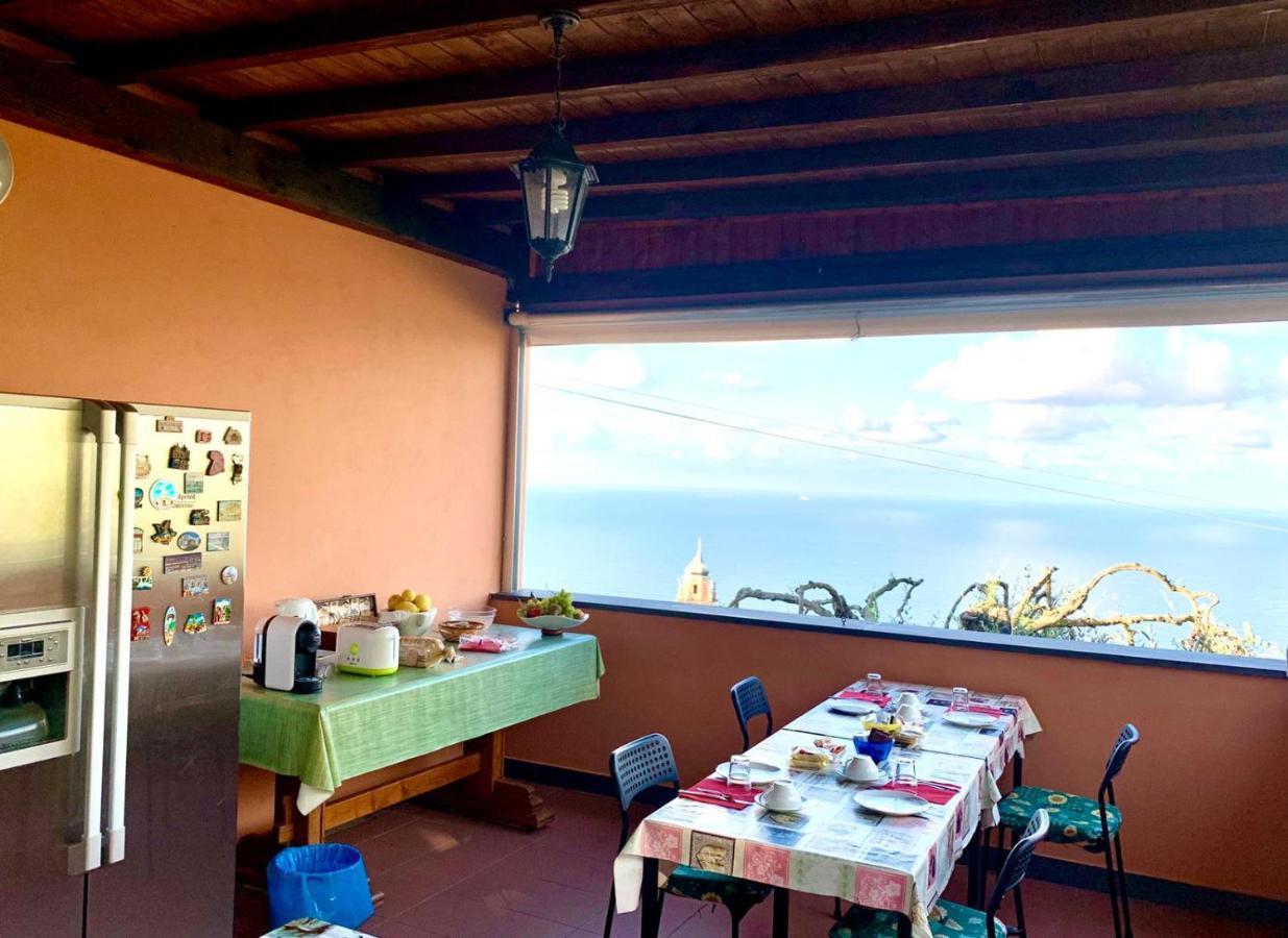 مبيت وإفطار بييفي ليجوري Il Gabbiano Di Pieve المظهر الخارجي الصورة